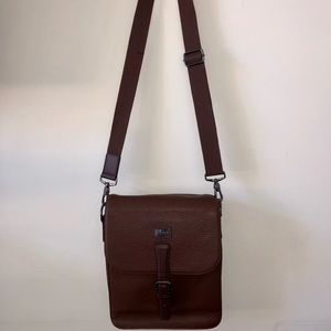 Ted Baker bag that’s perfect for travel.